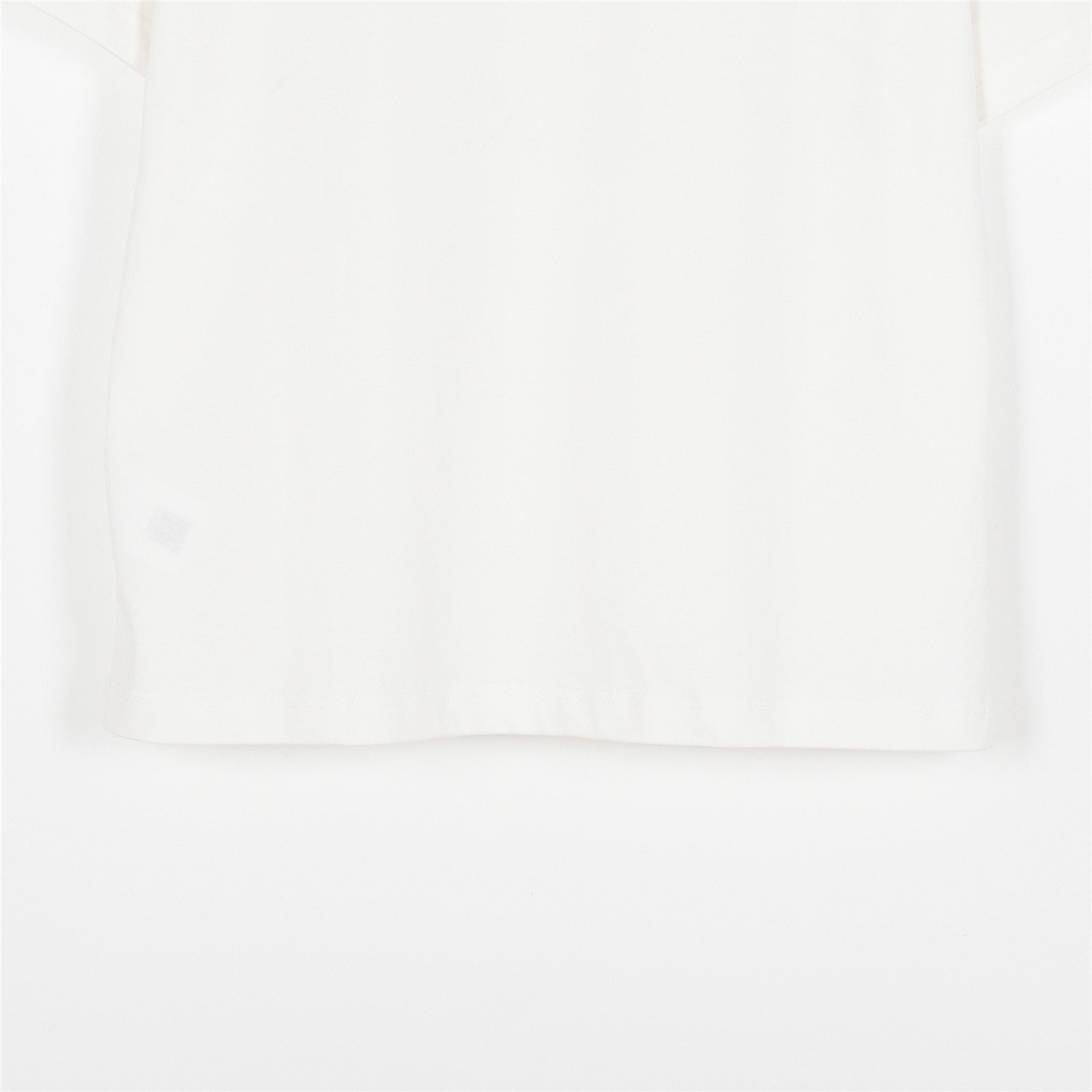 Moncler/蒙口 25ss 徽标小标贴布刺绣短袖T恤