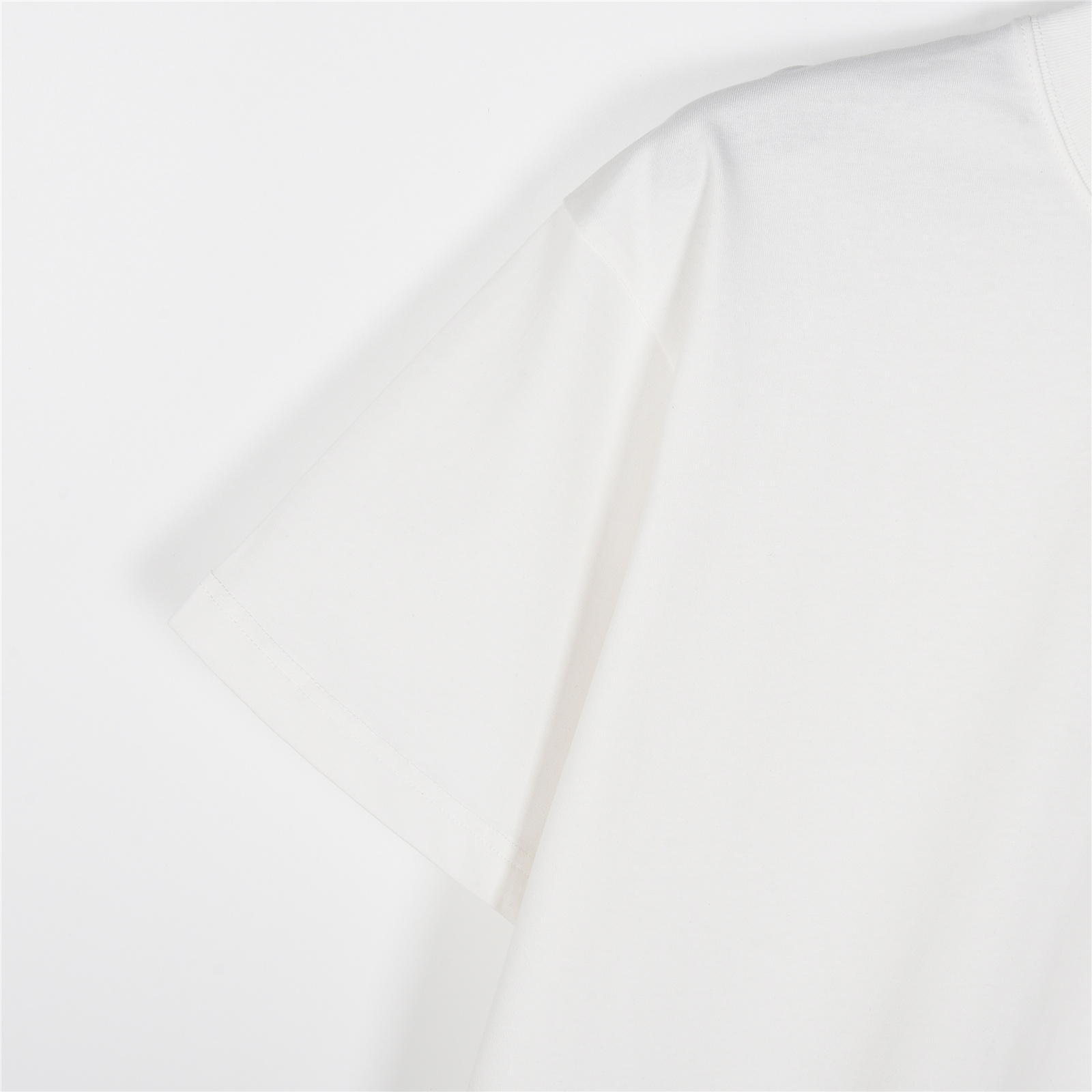 Ami 25ss 立体编织爱心刺绣短袖T恤 白色 黑色