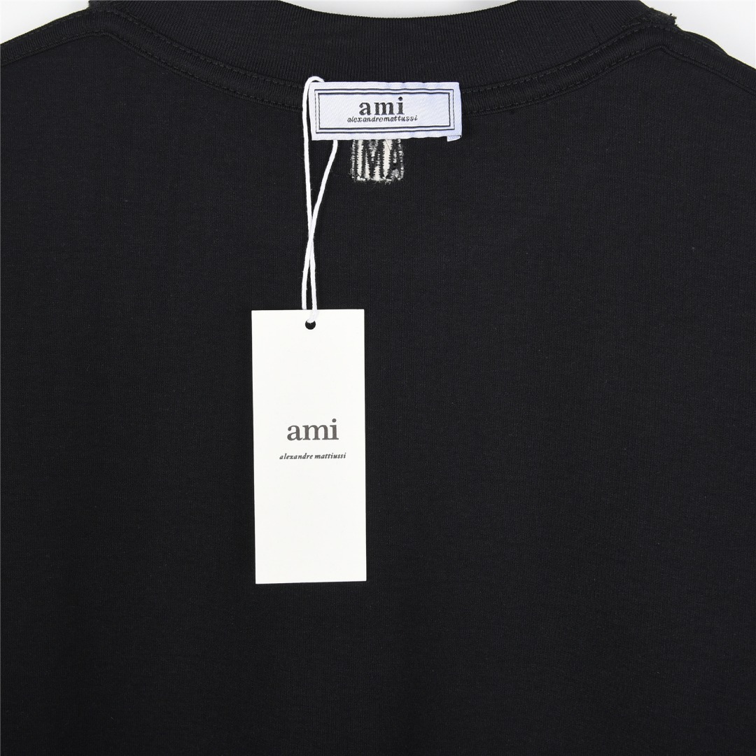 Ami 25ss 立体编织爱心刺绣短袖T恤白色 黑色-Chinese UA Cheap High Quatity Brand Clothes Bags handbags Sneakers wholesale wholesaler seller from China Factory suppliers Fashion Clothing Shoes best Quality Beautiful Price Ami 25ss 立体编织爱心刺绣短袖T恤白色 黑色