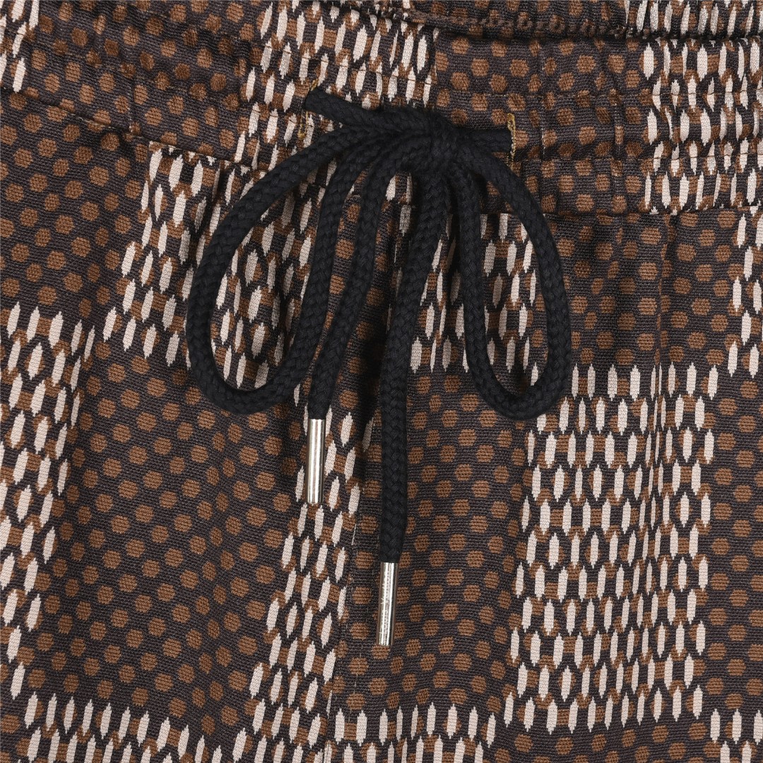 Louis Vuitton/路易威登 25ss 菲董联名棋盘格水钻毛织短裤 黑色 棕色-Chinese UA Cheap High Quatity Brand Clothes Bags handbags Sneakers wholesale wholesaler seller from China Factory suppliers Fashion Clothing Shoes best Quality Beautiful Price Louis Vuitton/路易威登 25ss 菲董联名棋盘格水钻毛织短裤 黑色 棕色