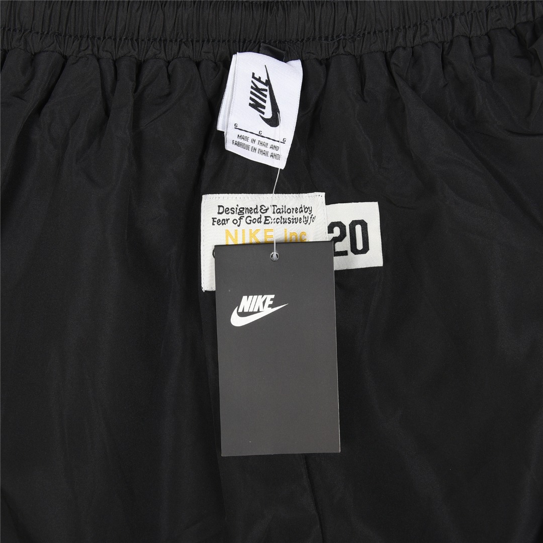 Fear of God & NIKE & NBA 三方联名网眼美式短裤 黑色 杏色