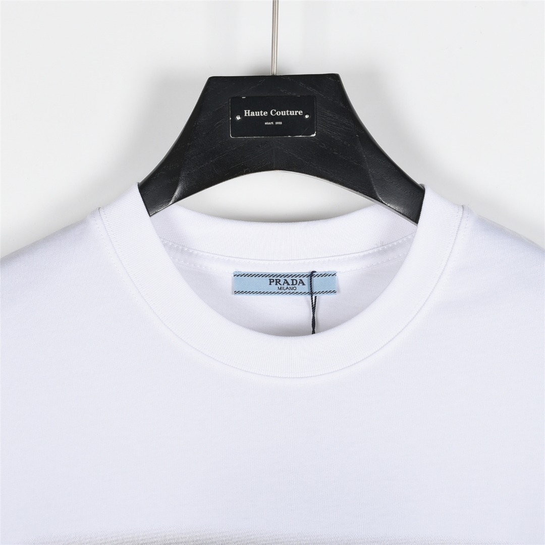 Prada/普拉达 25ss 三角标刺绣喷墨短袖T恤 黑色 白色