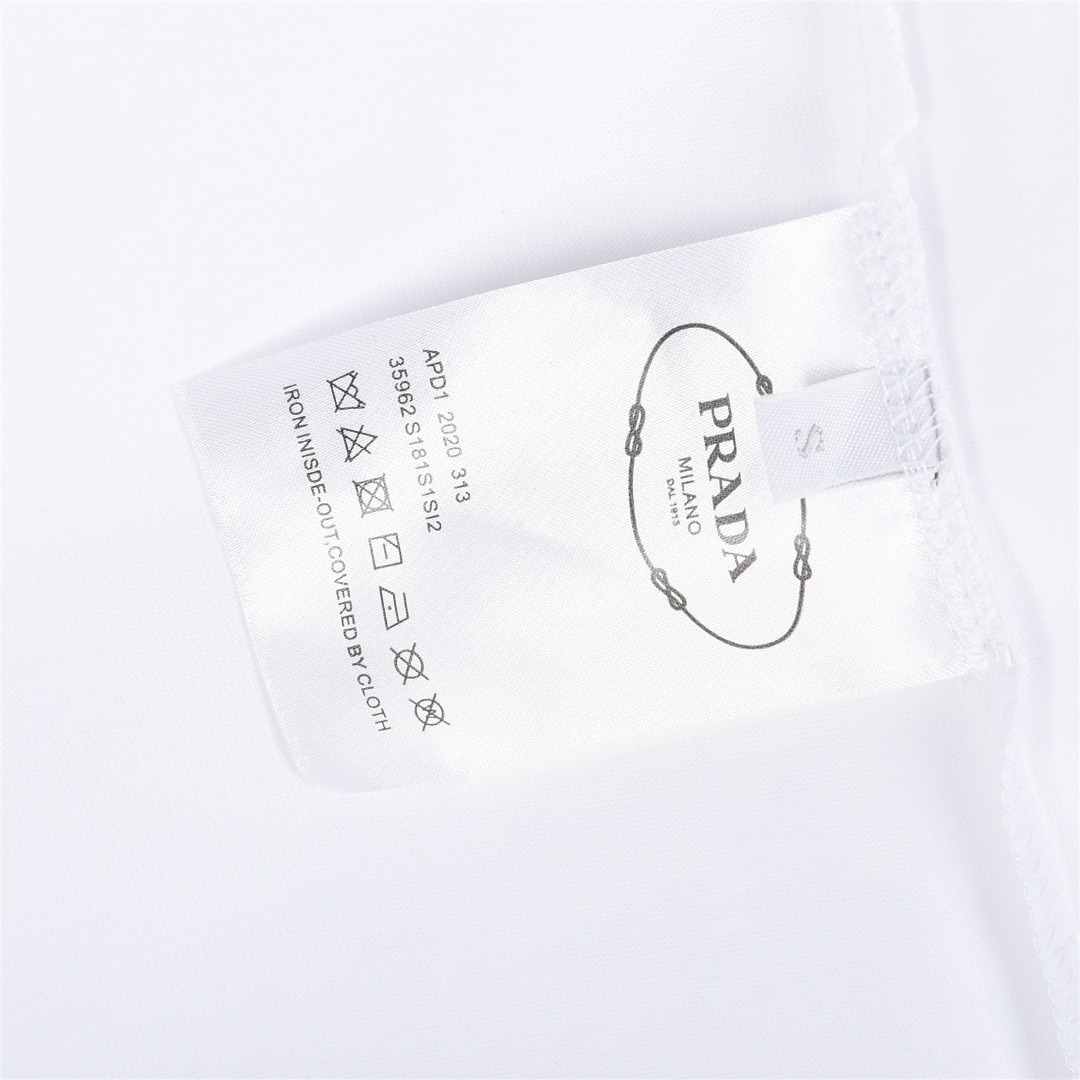 Prada/普拉达 25ss 三角标刺绣喷墨短袖T恤 黑色 白色