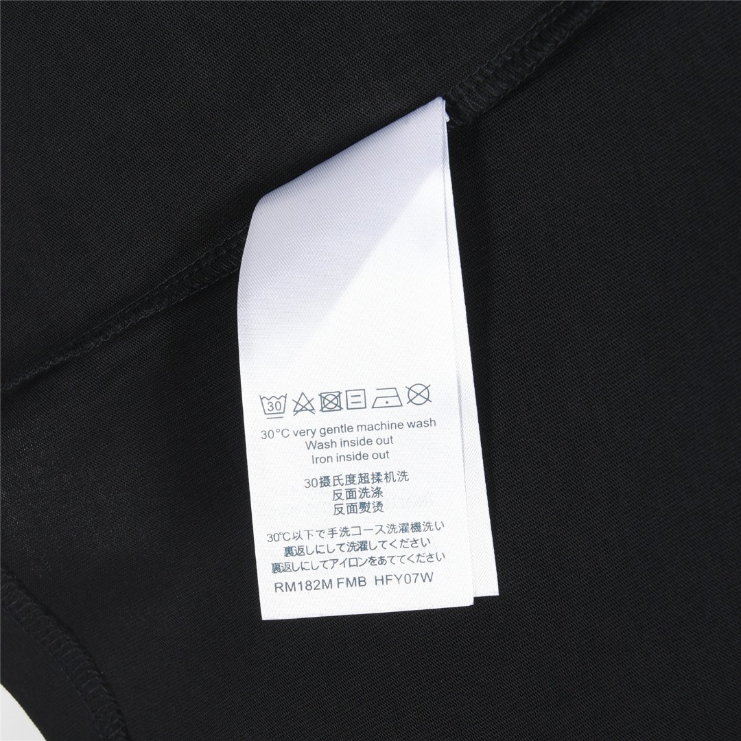 Louis Vuitton/路易威登 25ss 字母logo印花短袖T恤黑色 白色-Chinese UA Cheap High Quatity Brand Clothes Bags handbags Sneakers wholesale wholesaler seller from China Factory suppliers Fashion Clothing Shoes best Quality Beautiful Price Louis Vuitton/路易威登 25ss 字母logo印花短袖T恤黑色 白色