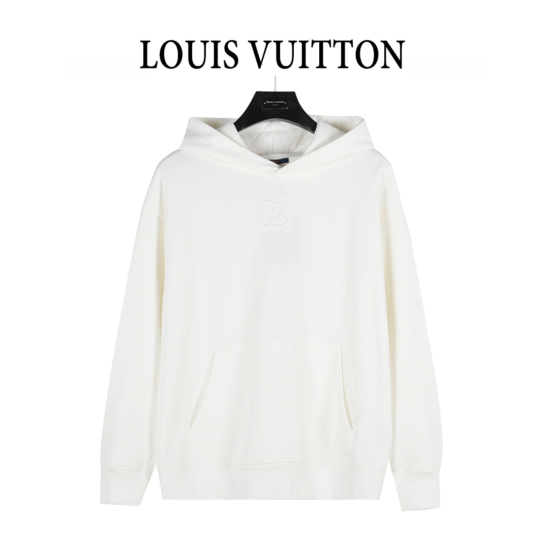 本地自取: 💰240(支持放店)
Louis Vuitton/路易威登 25Fw 浮雕字母连帽卫衣
原版9300购入,原版采用定制330g鱼鳞布料。帽子双层设计,帽里复合还原原版。
激光垫棉刺绣工艺。舒适的连帽卫衣以有机棉质裁制,为休闲造型增添隽永格调。
衣身采用经典廓形设计,衣领下方的同色调压花标志呈现优雅浮雕效果,
而连帽则配有温暖柔软的衬里。上衣设计百搭易衬,是衣橱必备服饰。男女同款
颜色:白色、黑色
Size:XS-L