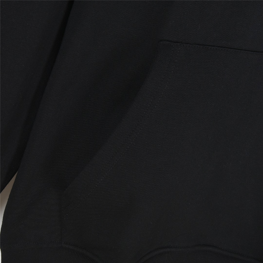 Gucci/古驰 25Fw 音符签名logo字母刺绣连帽卫衣 杏色 黑色-莆田鞋,莆田鞋货源,高仿鞋,高仿鞋货源,安福档口,莆田高仿鞋,莆田鞋批发,高仿鞋批发,莆田高仿运动鞋,高仿运动鞋,莆田运动鞋 Gucci/古驰 25Fw 音符签名logo字母刺绣连帽卫衣 杏色 黑色