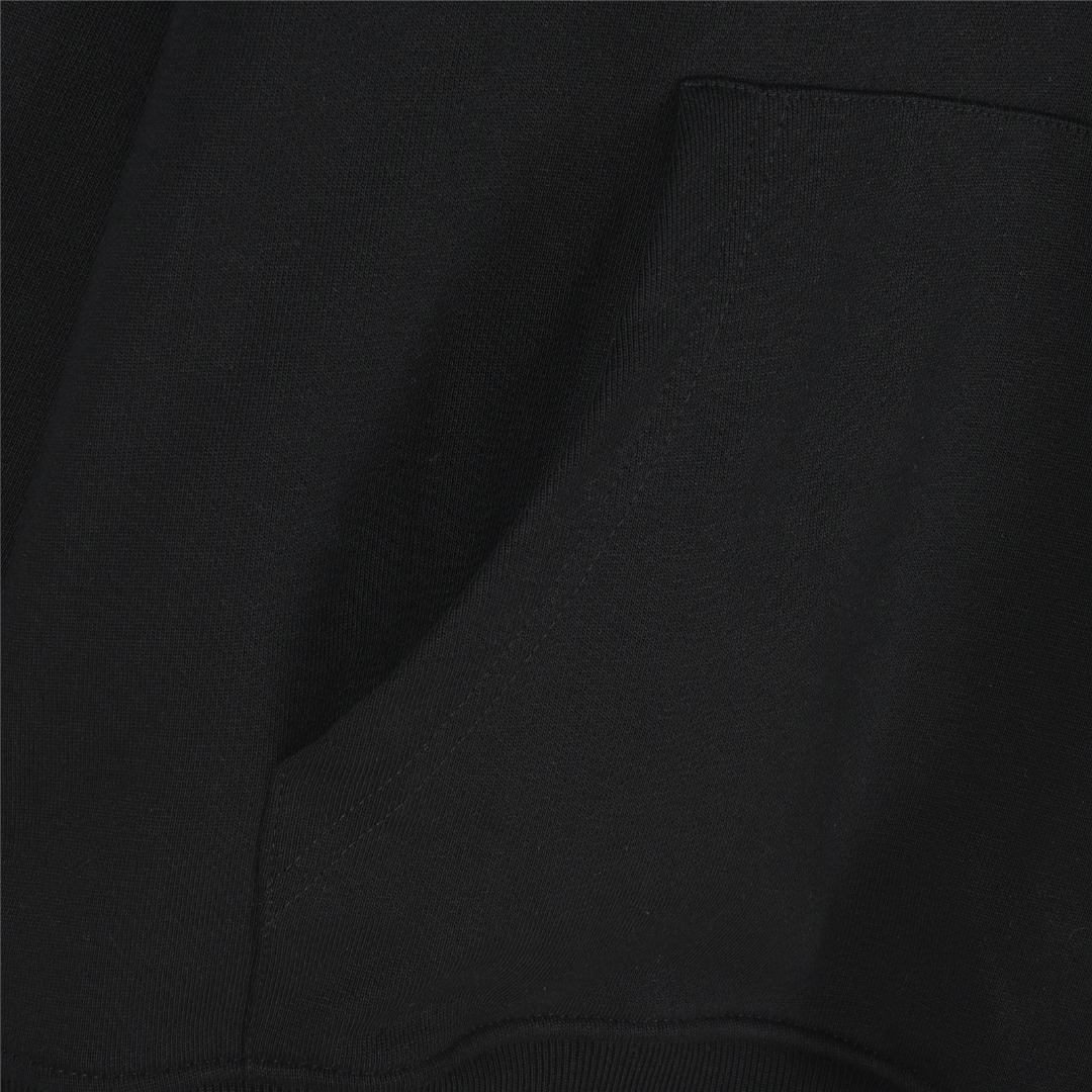 Burberry/巴宝莉 25Fw 贴布标签战马格纹字母logo刺绣连帽卫衣杏色 黑色-莆田鞋,莆田鞋货源,高仿鞋,高仿鞋货源,安福档口,莆田高仿鞋,莆田鞋批发,高仿鞋批发,莆田高仿运动鞋,高仿运动鞋,莆田运动鞋 Burberry/巴宝莉 25Fw 贴布标签战马格纹字母logo刺绣连帽卫衣杏色 黑色