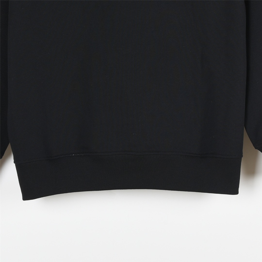 Fendi/芬迪 恶魔之眼小怪兽圆领卫衣白色 黑色-Chinese UA Cheap High Quatity Brand Clothes Bags handbags Sneakers wholesale wholesaler seller from China Factory suppliers Fashion Clothing Shoes best Quality Beautiful Price Fendi/芬迪 恶魔之眼小怪兽圆领卫衣白色 黑色