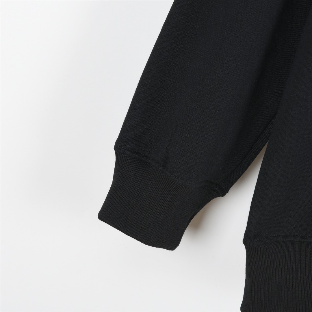 Fendi/芬迪 25Fw 小怪兽眼睛刺绣LOGO连帽卫衣 黑色 白色