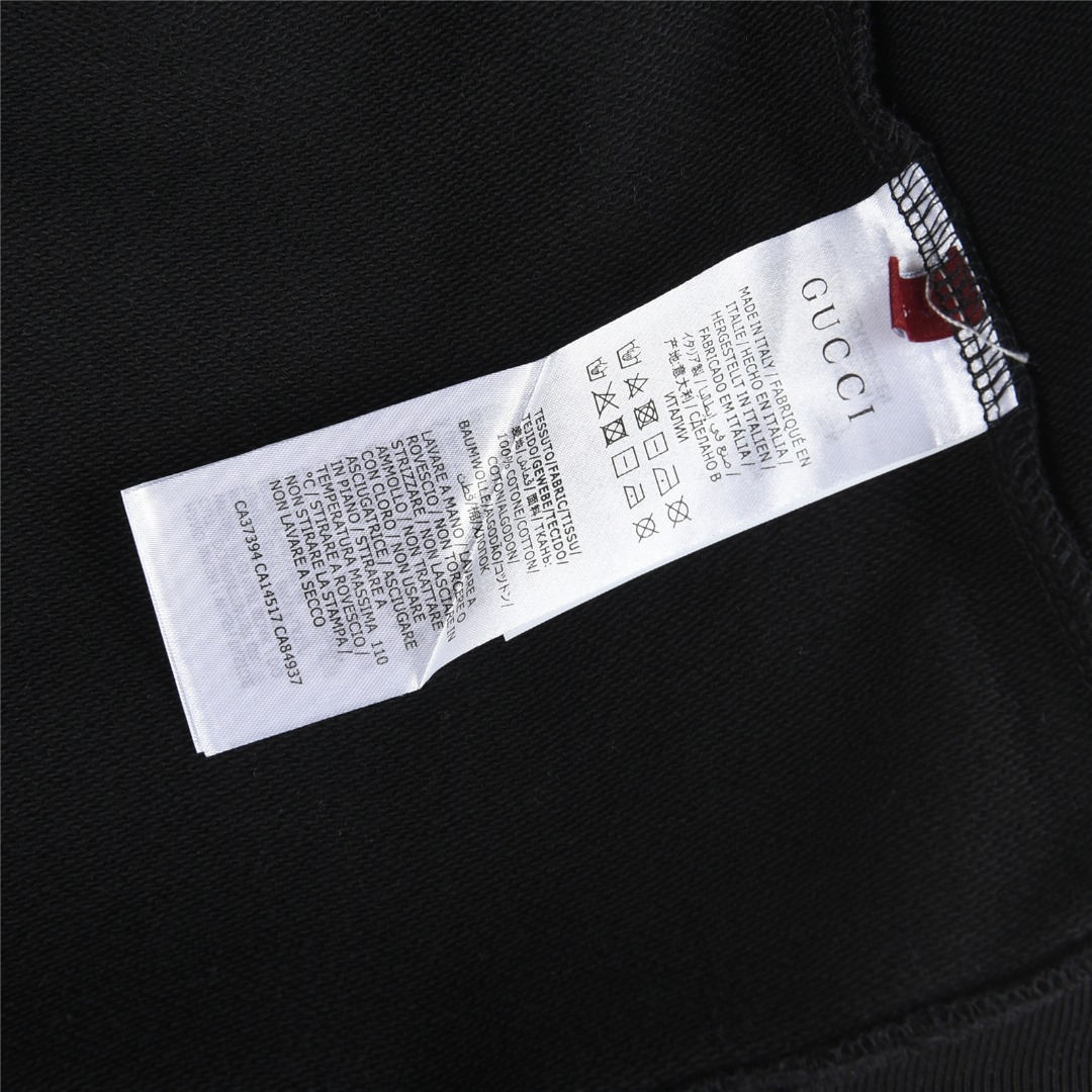 Gucci/古驰 25Fw 暗纹字母logo刺绣小标连帽卫衣杏色 黑色-Chinese UA Cheap High Quatity Brand Clothes Bags handbags Sneakers wholesale wholesaler seller from China Factory suppliers Fashion Clothing Shoes best Quality Beautiful Price Gucci/古驰 25Fw 暗纹字母logo刺绣小标连帽卫衣杏色 黑色