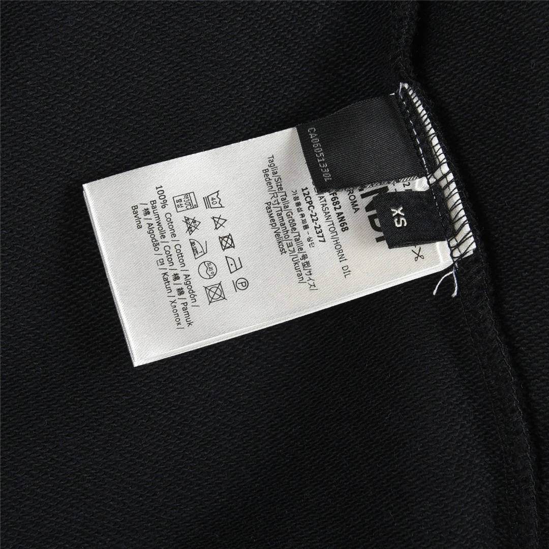 Fendi/芬迪 25Fw 立体网眼双F刺绣logo连帽卫衣白色 黑色-Chinese UA Cheap High Quatity Brand Clothes Bags handbags Sneakers wholesale wholesaler seller from China Factory suppliers Fashion Clothing Shoes best Quality Beautiful Price Fendi/芬迪 25Fw 立体网眼双F刺绣logo连帽卫衣白色 黑色