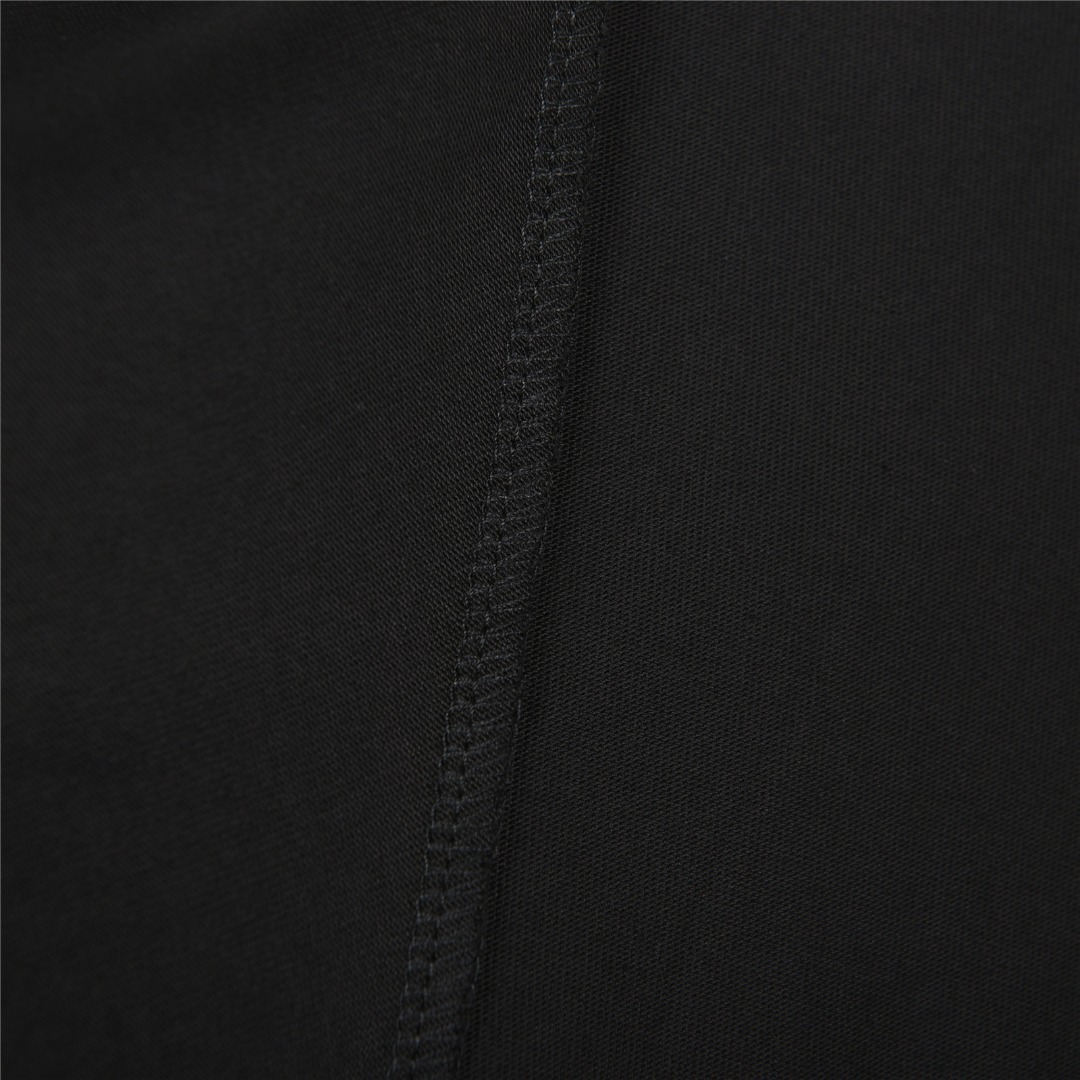 Prada/普拉达 25Fw 大logo徽标泼墨印花长袖T恤 黑色 白色-Chinese UA Cheap High Quatity Brand Clothes Bags handbags Sneakers wholesale wholesaler seller from China Factory suppliers Fashion Clothing Shoes best Quality Beautiful Price Prada/普拉达 25Fw 大logo徽标泼墨印花长袖T恤 黑色 白色