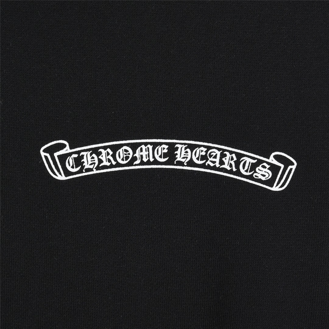 Chrome Hearts/克罗心 经典紫色宝剑梵文手袖十字架印花连帽卫衣 白色 黑色-Chinese UA Cheap High Quatity Brand Clothes Bags handbags Sneakers wholesale wholesaler seller from China Factory suppliers Fashion Clothing Shoes best Quality Beautiful Price Chrome Hearts/克罗心 经典紫色宝剑梵文手袖十字架印花连帽卫衣 白色 黑色