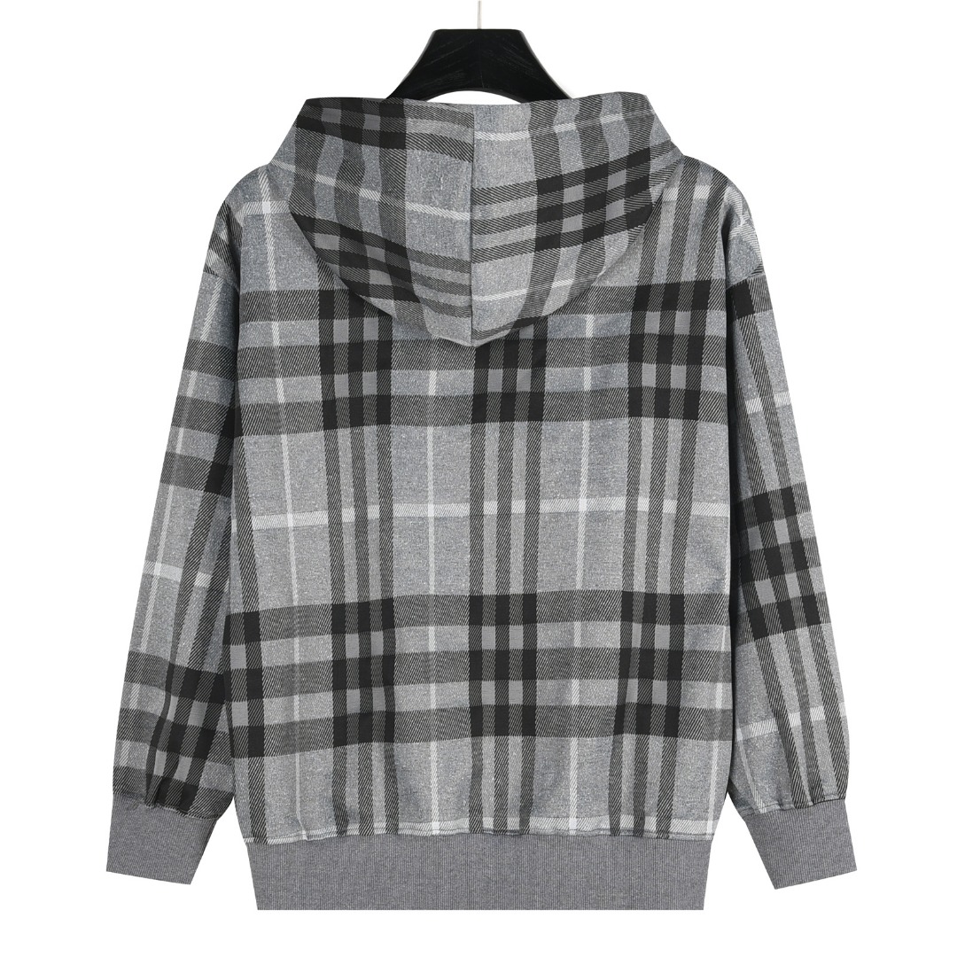 Burberry/巴宝莉 25Fw 胸前徽标格纹战马连帽卫衣 卡其色 灰色-Chinese UA Cheap High Quatity Brand Clothes Bags handbags Sneakers wholesale wholesaler seller from China Factory suppliers Fashion Clothing Shoes best Quality Beautiful Price Burberry/巴宝莉 25Fw 胸前徽标格纹战马连帽卫衣 卡其色 灰色