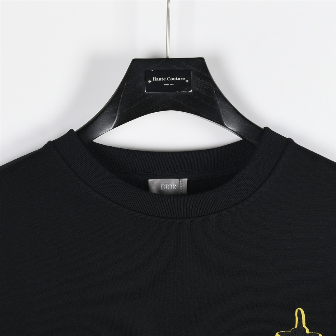 Dior/迪奥 25Fw 胸前手袖刺绣徽标圆领卫衣 白色 黑色-Chinese UA Cheap High Quatity Brand Clothes Bags handbags Sneakers wholesale wholesaler seller from China Factory suppliers Fashion Clothing Shoes best Quality Beautiful Price Dior/迪奥 25Fw 胸前手袖刺绣徽标圆领卫衣 白色 黑色