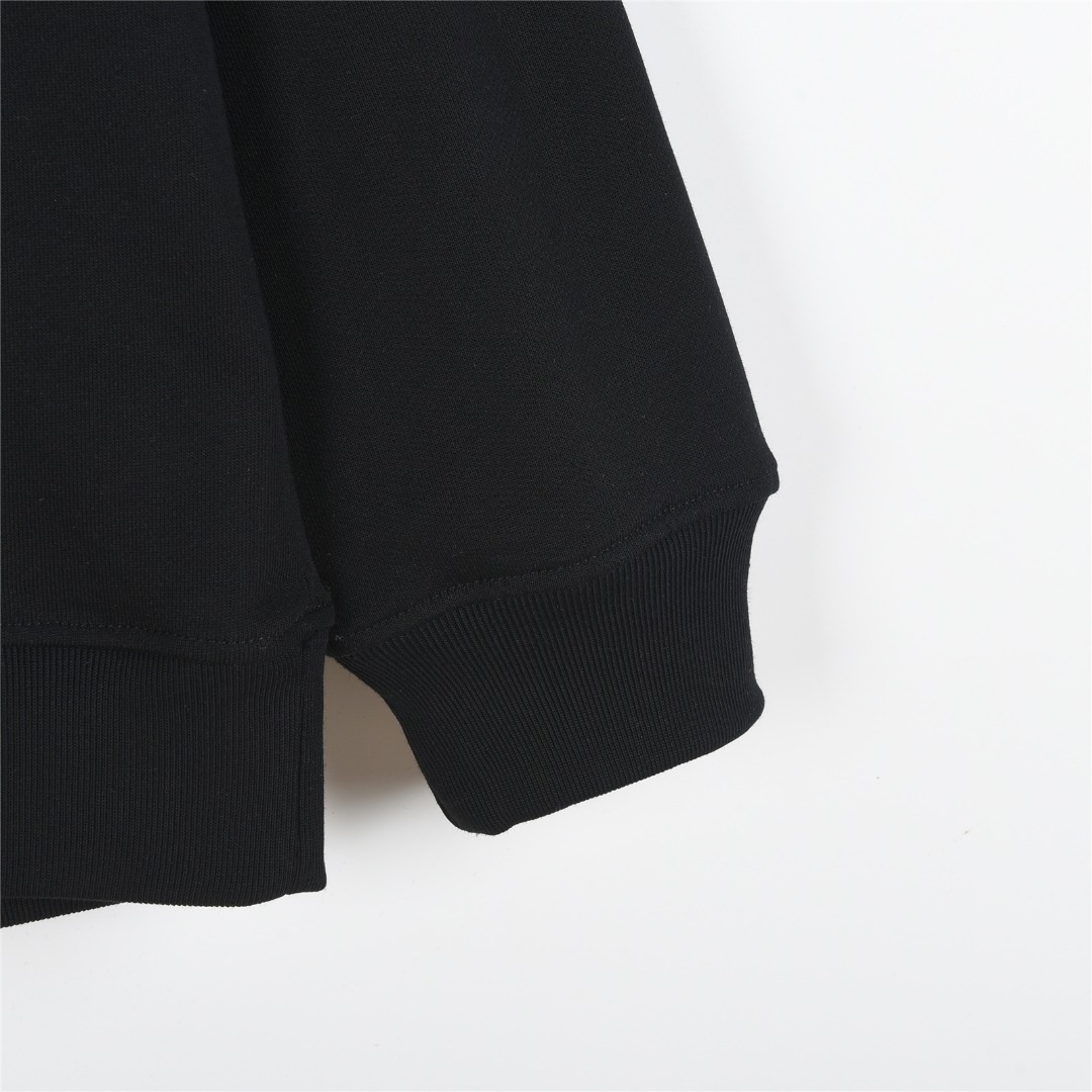 Dior/迪奥 25Fw 胸前手袖刺绣徽标圆领卫衣 白色 黑色-Chinese UA Cheap High Quatity Brand Clothes Bags handbags Sneakers wholesale wholesaler seller from China Factory suppliers Fashion Clothing Shoes best Quality Beautiful Price Dior/迪奥 25Fw 胸前手袖刺绣徽标圆领卫衣 白色 黑色