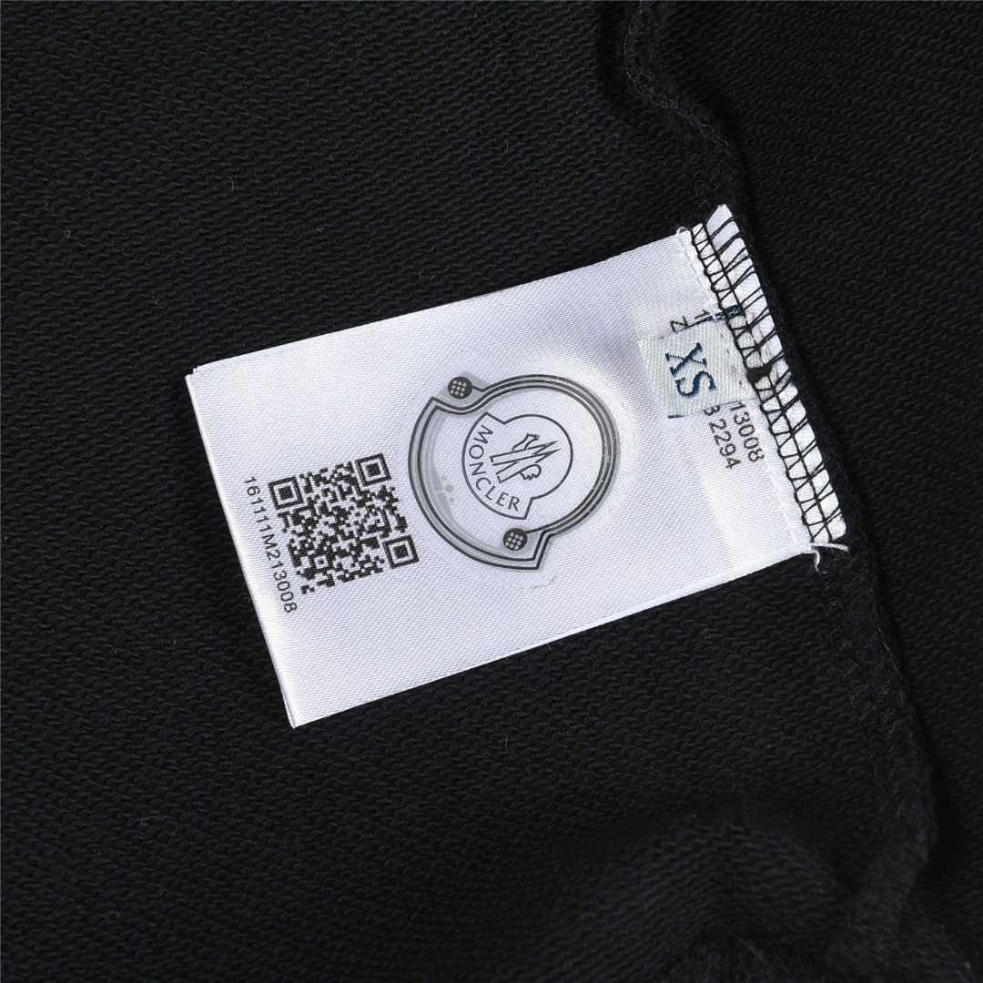 Moncler/蒙口 25Fw 重影印花手臂小标圆领卫衣