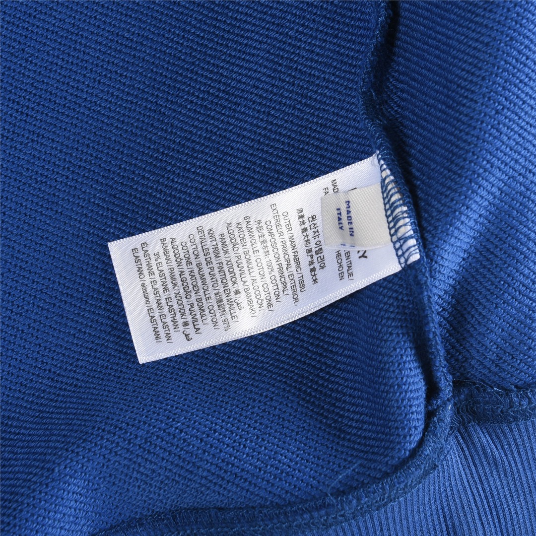 Burberry/巴宝莉 25Fw 胸前战马刺绣及后背圆圈徽章连帽卫衣 卡其色 蓝色