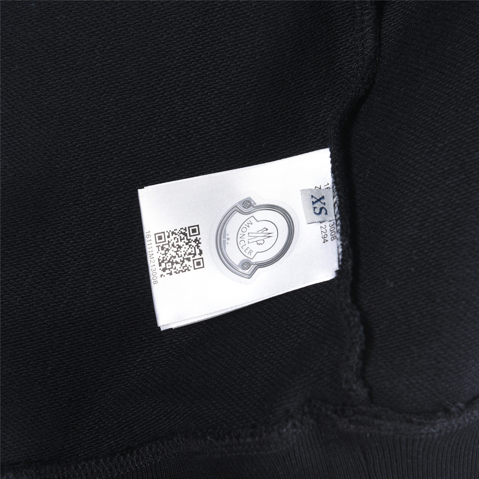 Moncler/蒙口 25Fw 小怪兽字母植毛绣花徽章圆领卫衣 白色 黑色