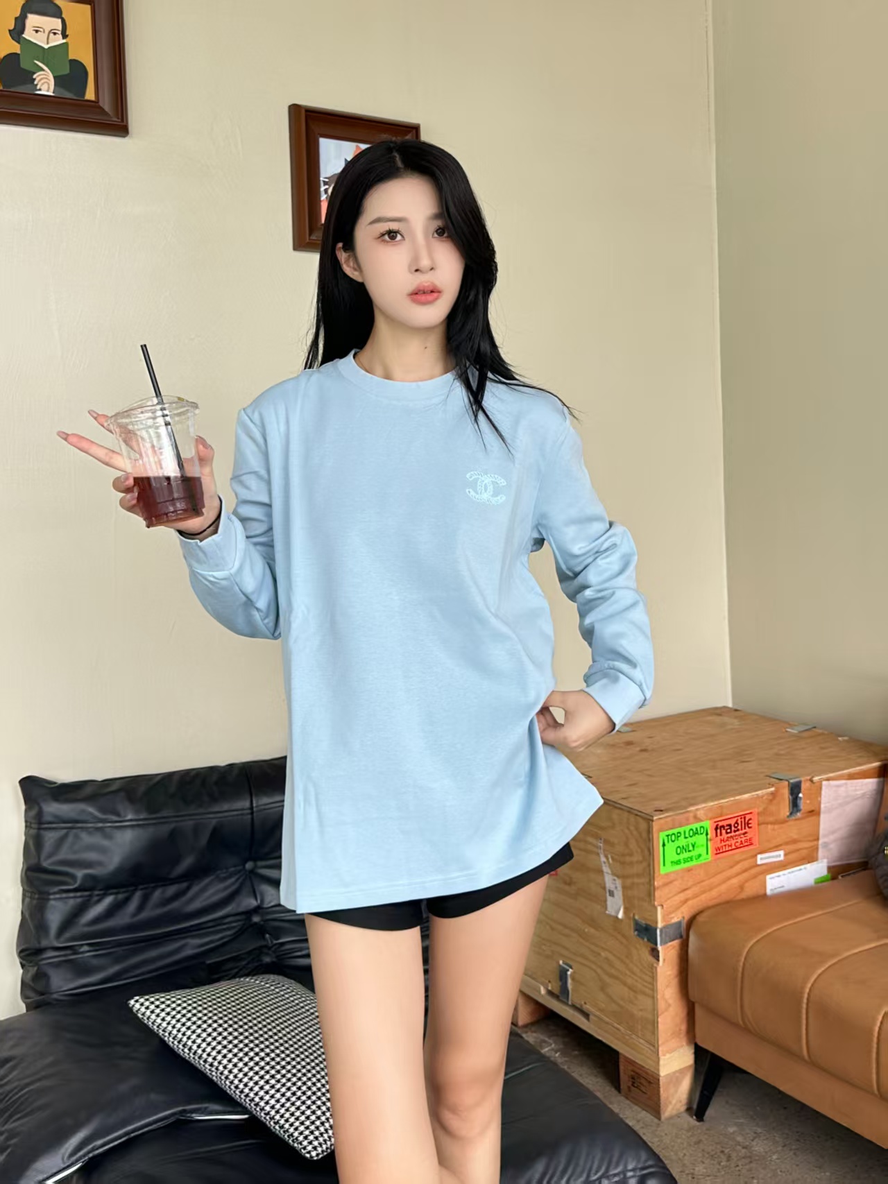 CHANEL/香奈儿 25Fw 暗纹编织logo双C立体刺绣长袖T恤 上身效果#