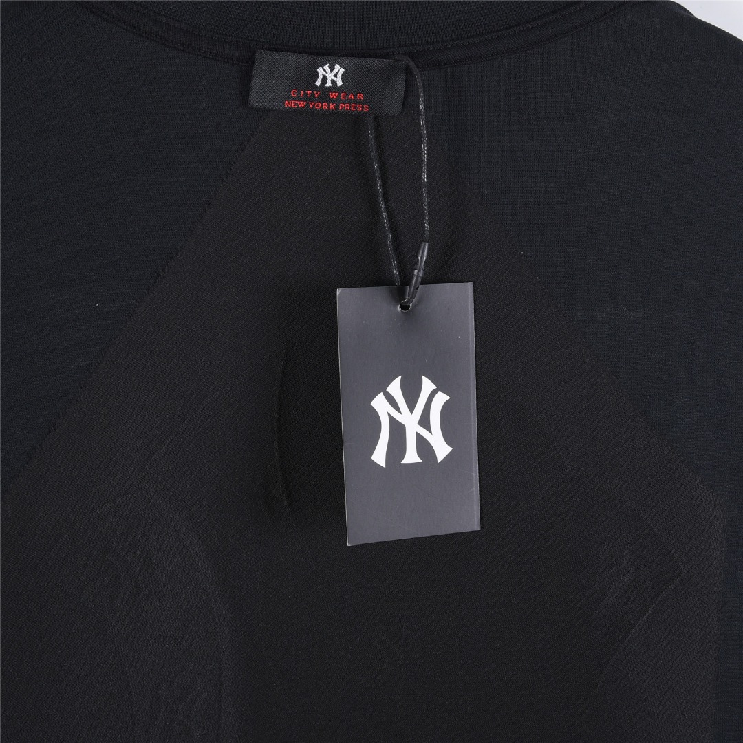 MLB/洋基队 25Fw 后背暗纹大logo拱桥刺绣长袖T恤黑色 白色