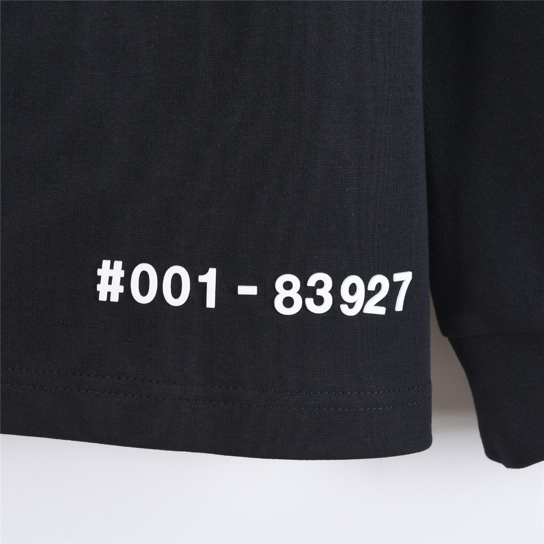Moncler/蒙口 25Fw 简约胸口及下摆字母压胶长袖T恤 黑色 白色