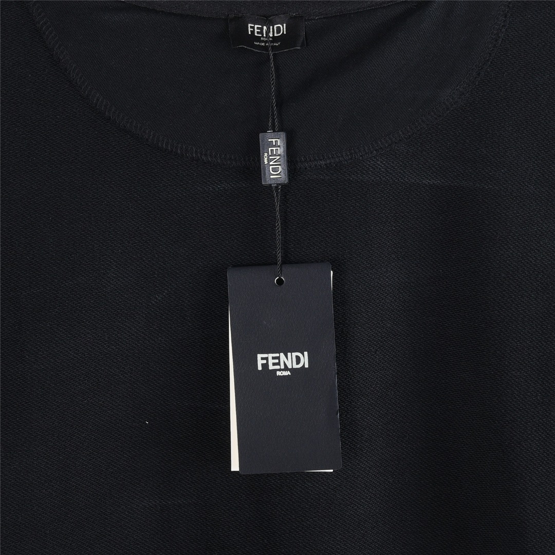 Fendi /芬迪 25Fw 老佛爷贴皮绣花字母签名Logo卫衣白色 黑色