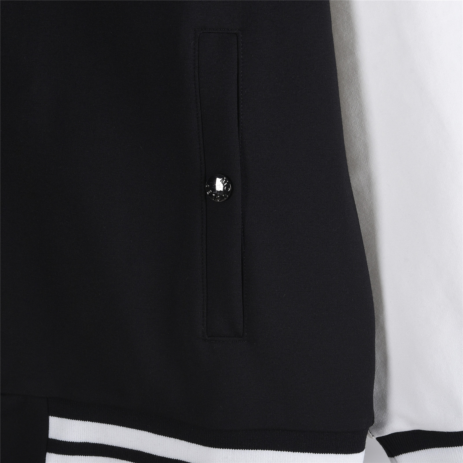 Moncler/蒙口 25Fw 拼色刺绣微标logo织带套装拉链外套 黑色