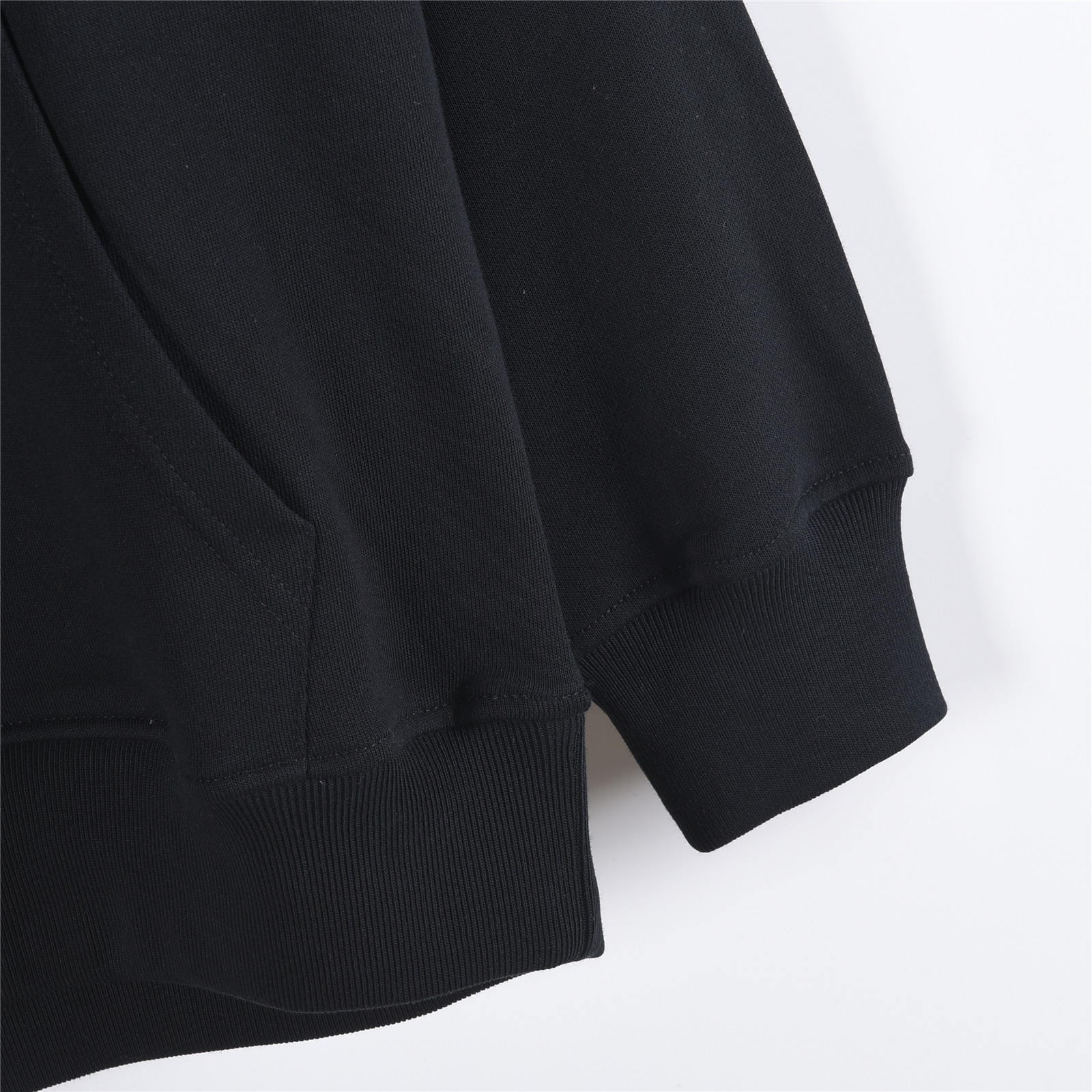 Gucci/古驰 25Fw 简约双G刺绣连帽卫衣 黑色
