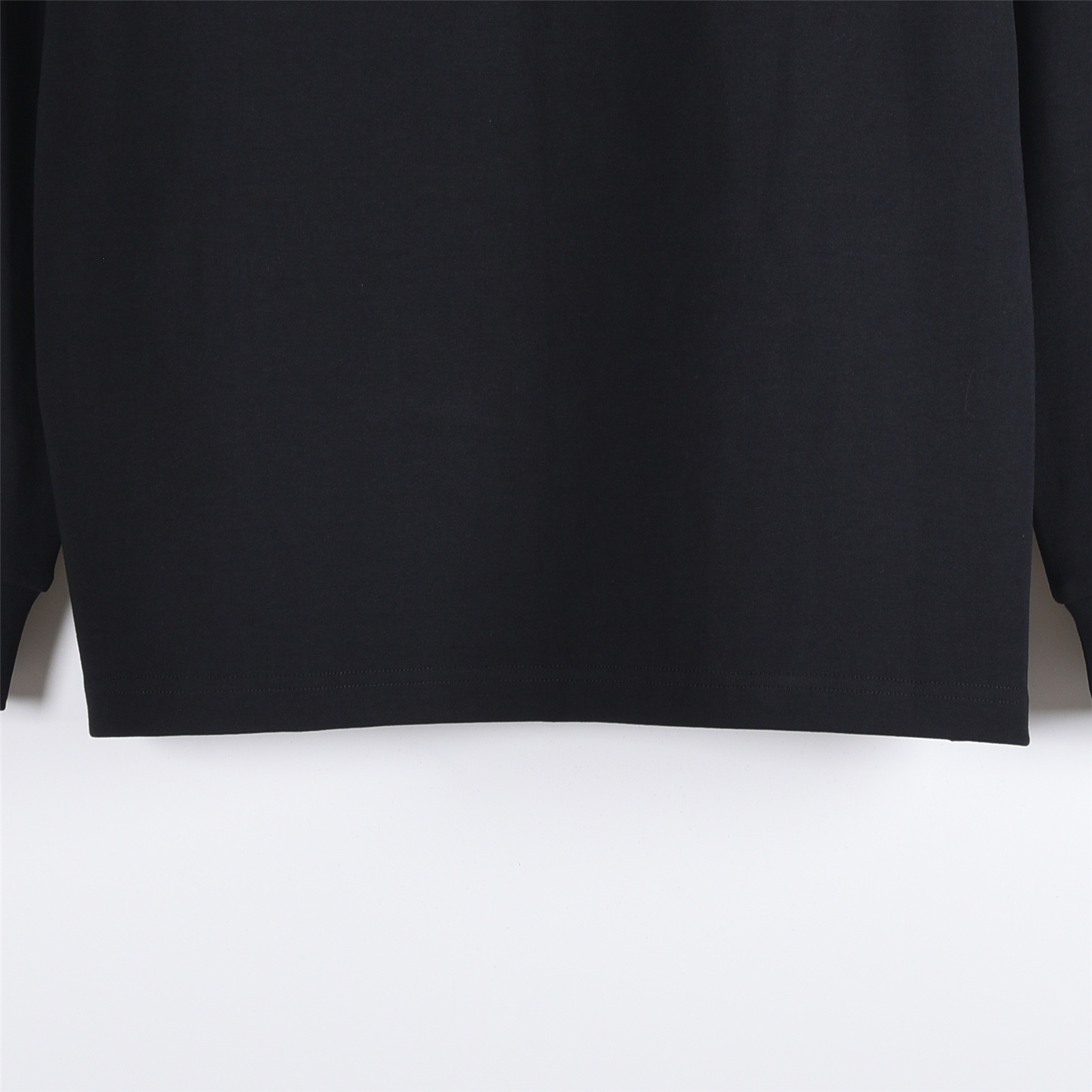 Y-3 /山本耀司 25Fw 字母logo签名刺绣长袖T恤 定织定染 水洗柔滑长绒棉 黑色 白色