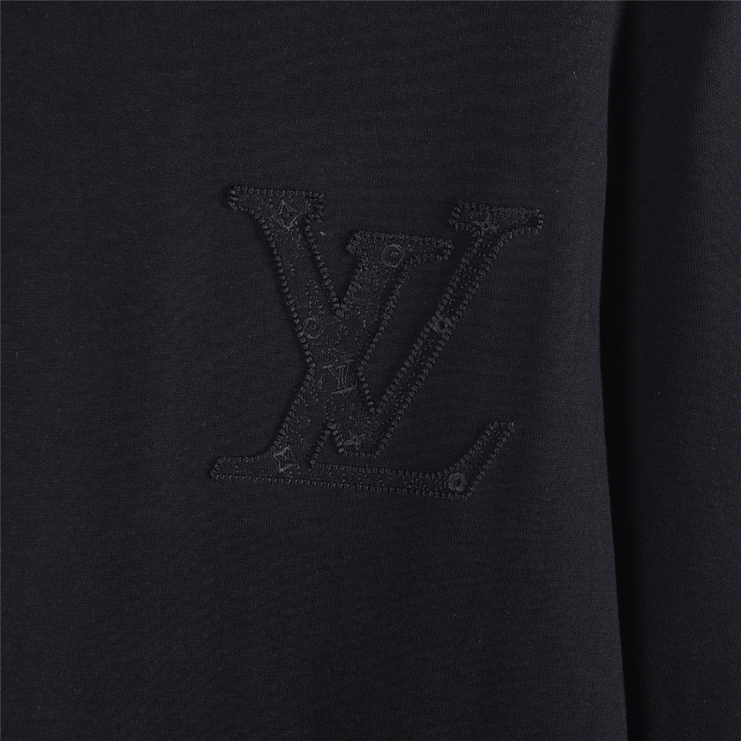Louis Vuitton/路易威登 25Fw 暗纹立体大logo拱桥刺绣长袖T恤 黑色 白色