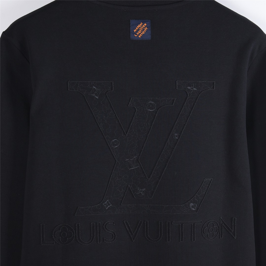 Louis Vuitton/路易威登 25Fw 暗纹立体大logo拱桥刺绣长袖T恤 黑色 白色