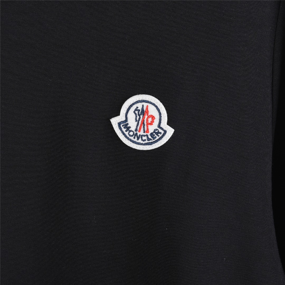 Moncler/蒙口 25Fw 简约小标徽标刺绣长袖T恤 黑色 白色