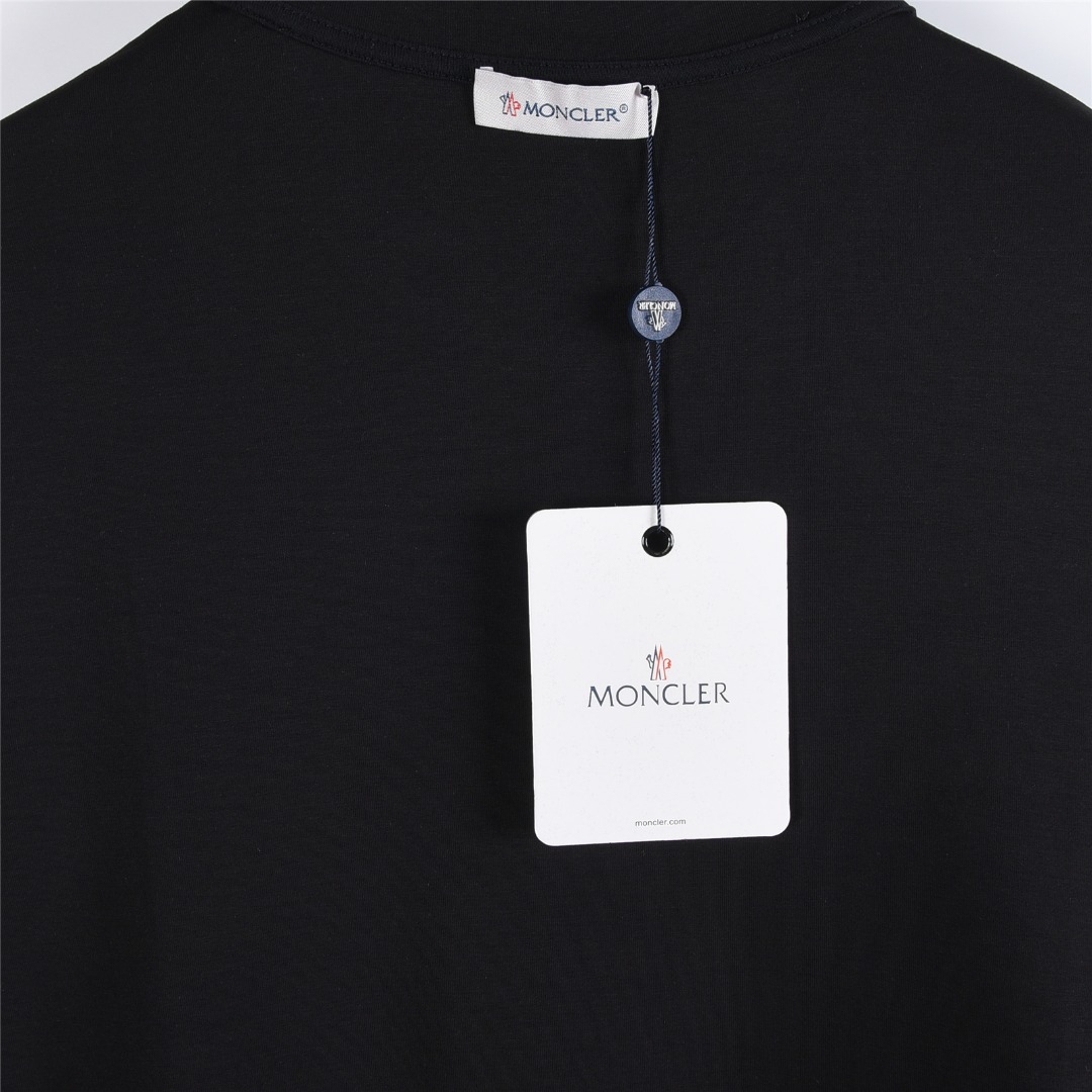 Moncler/蒙口 25Fw 简约小标徽标刺绣长袖T恤 黑色 白色