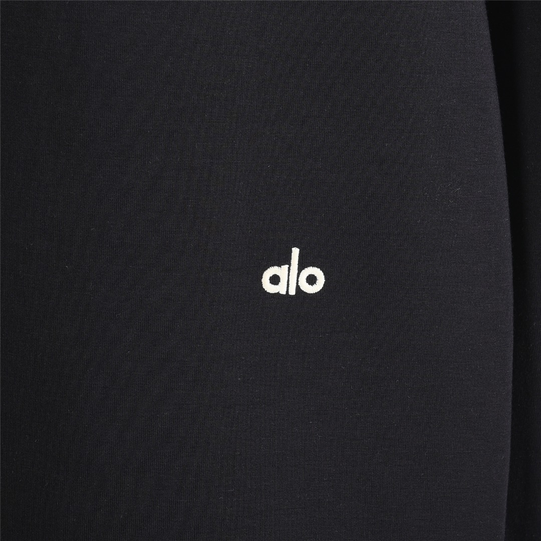 ALO 25Fw 暗纹立体logo榻榻米刺绣长袖T恤 黑色 白色