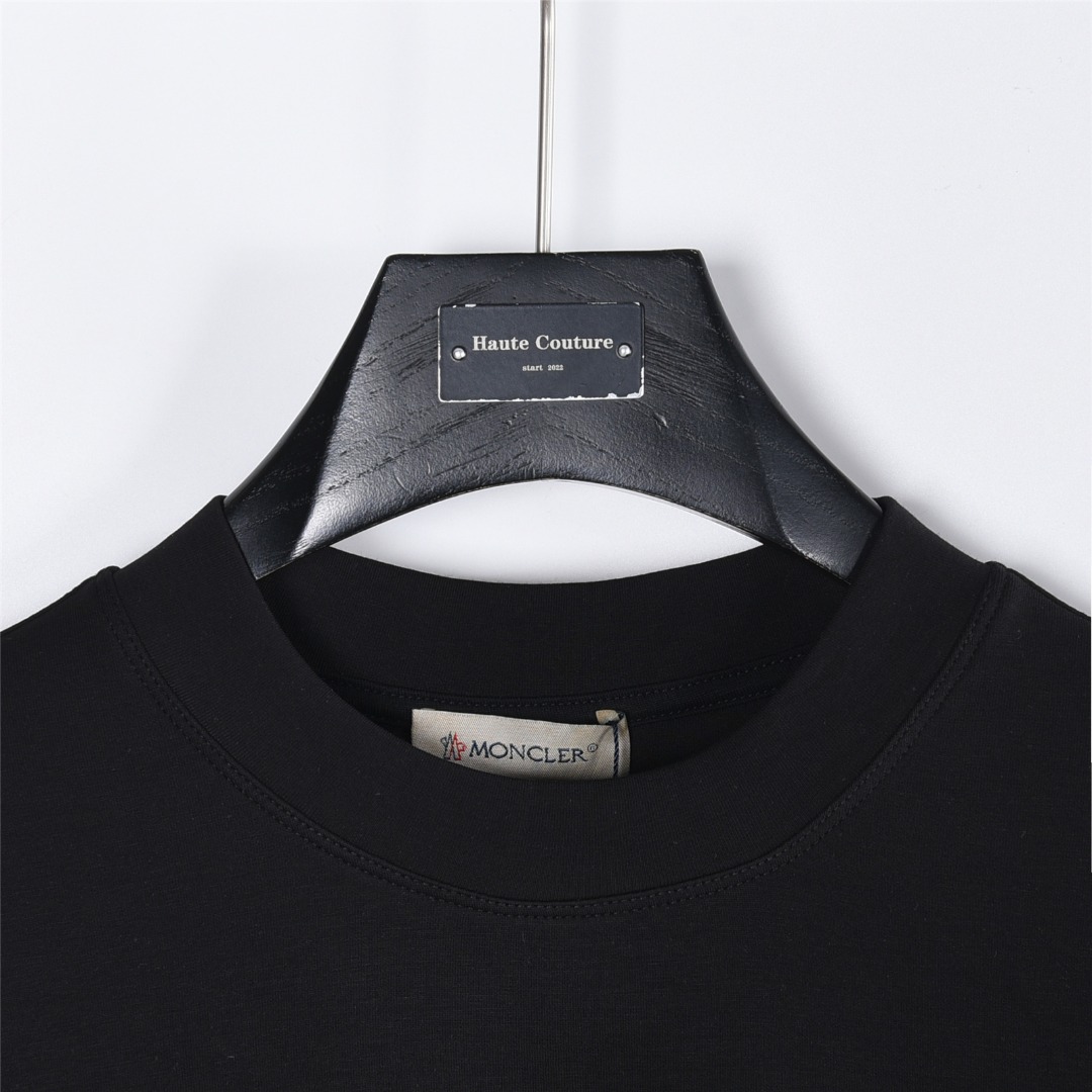 Moncler/蒙口 25Fw 后背字母徽标编织刺绣长袖T恤 黑色 白色
