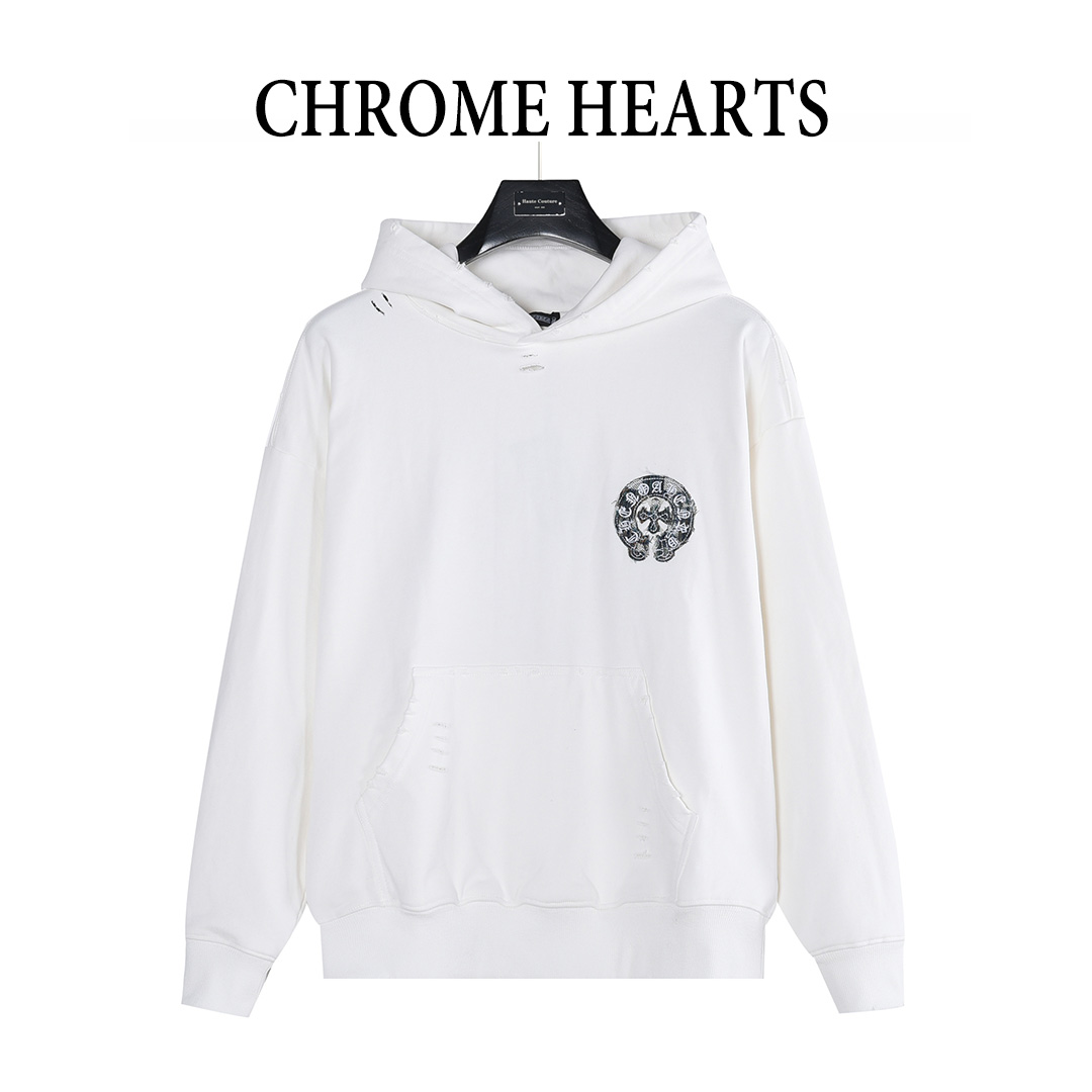 本地自取💰280（支持放店）
Chrome Hearts/克罗心 重工马蹄标识贴布刺绣水洗烧花连帽卫衣
采用双股双纱430克纯棉卫衣面料 面料采用双股并线加捻的织造 
比单股纱线强度提升40% 形成类似牛肚纹理的立体肌理 
既保持纯棉的吸湿透气性 又通过双股加厚实现柔软不软塌
激光烧花贴布绣 磨破工艺 胸前贴布微标 
后幅大logo马蹄图案重工激光烧花立体贴布绣图案设计 
水洗磨破 成衣整体呈现慵懒风 无论是日常出街 
还是运动健身 都能展现你的潮流态度 成为街头焦点 三标全齐
OS宽松版型
颜色：水洗黑  水洗白 
Size: S-XL