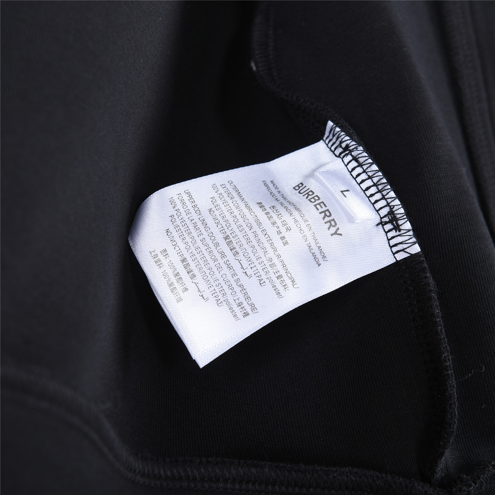 Burberry/巴宝莉 25Fw 战马刺绣空气层双拉链外套