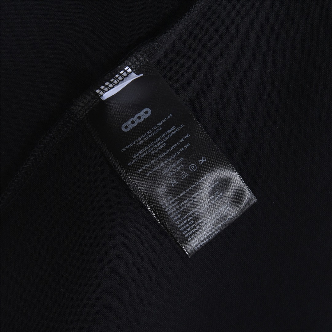 GOOD BRAND 25Fw 电镀烤瓷珍珠字母压胶长袖T恤