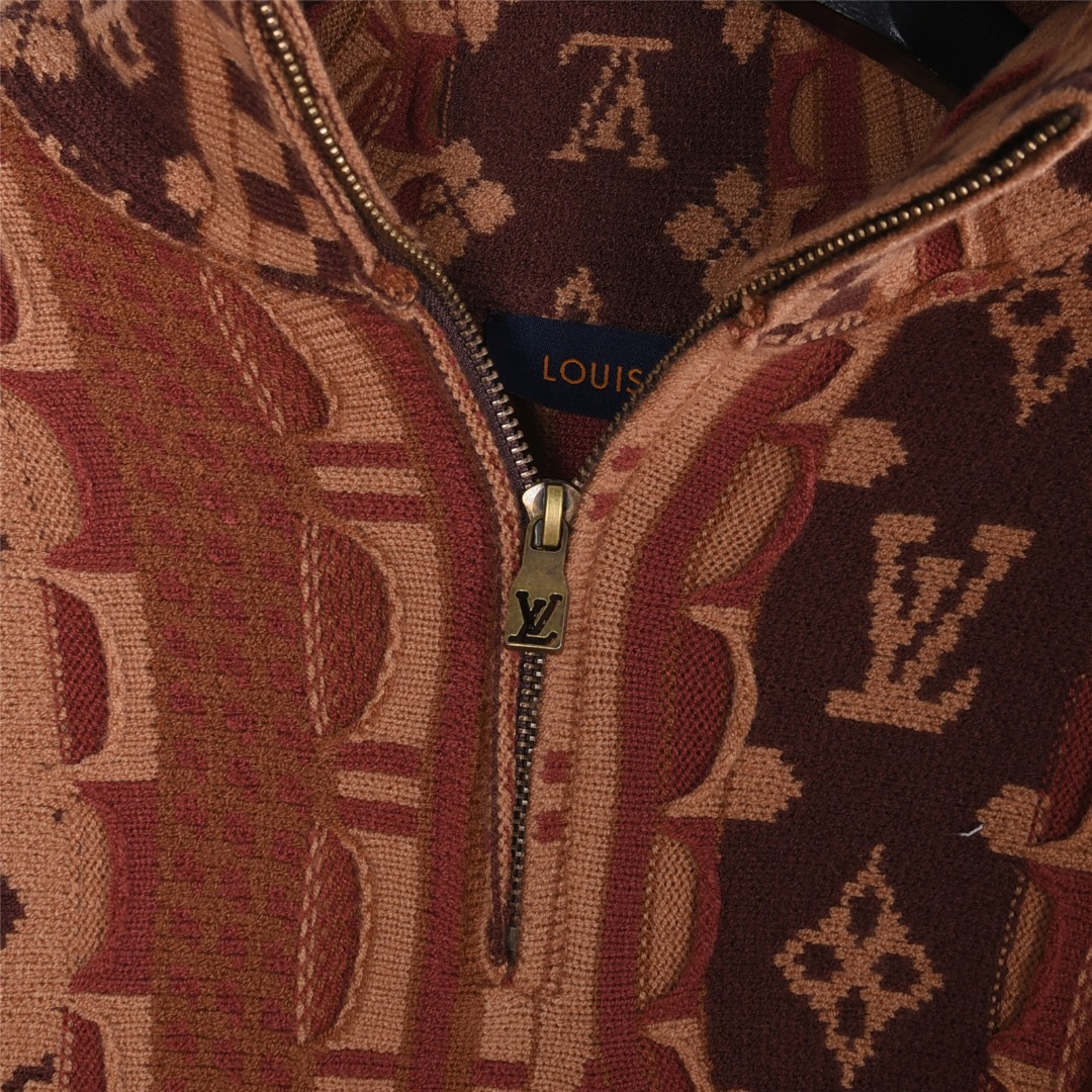 Louis Vuitton/路易威登 25Fw 拼接提花民族风半拉链套头毛衣