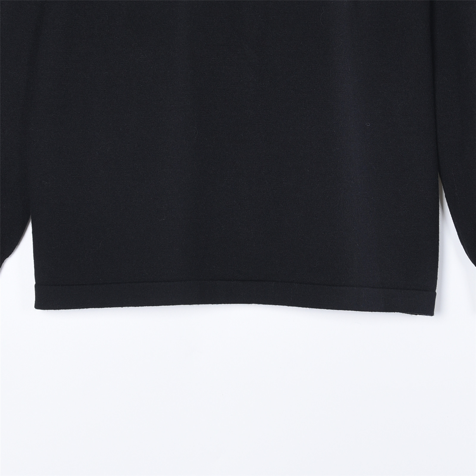 Givenchy纪梵希 字母logo宫格提花针织圆领毛衣 黑色