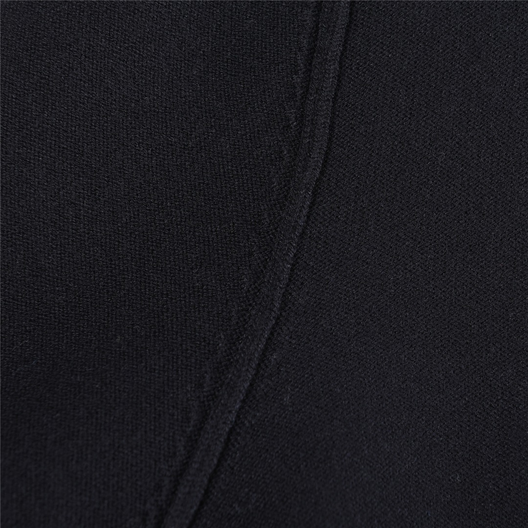 Burberry/巴宝莉 战马骑士徽标提花混纺圆领毛衣