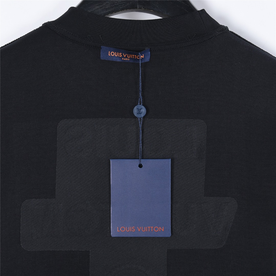 Louis Vuitton/路易威登 暗纹四叶草及logo字母榻榻米刺绣长袖T恤 黑色 白色