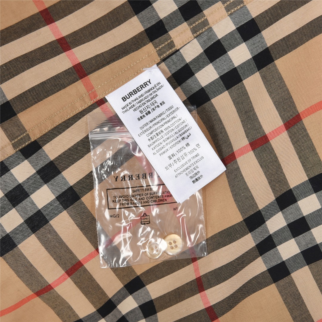 Burberry/巴宝莉 标签贴布格纹棉质长袖衬衫