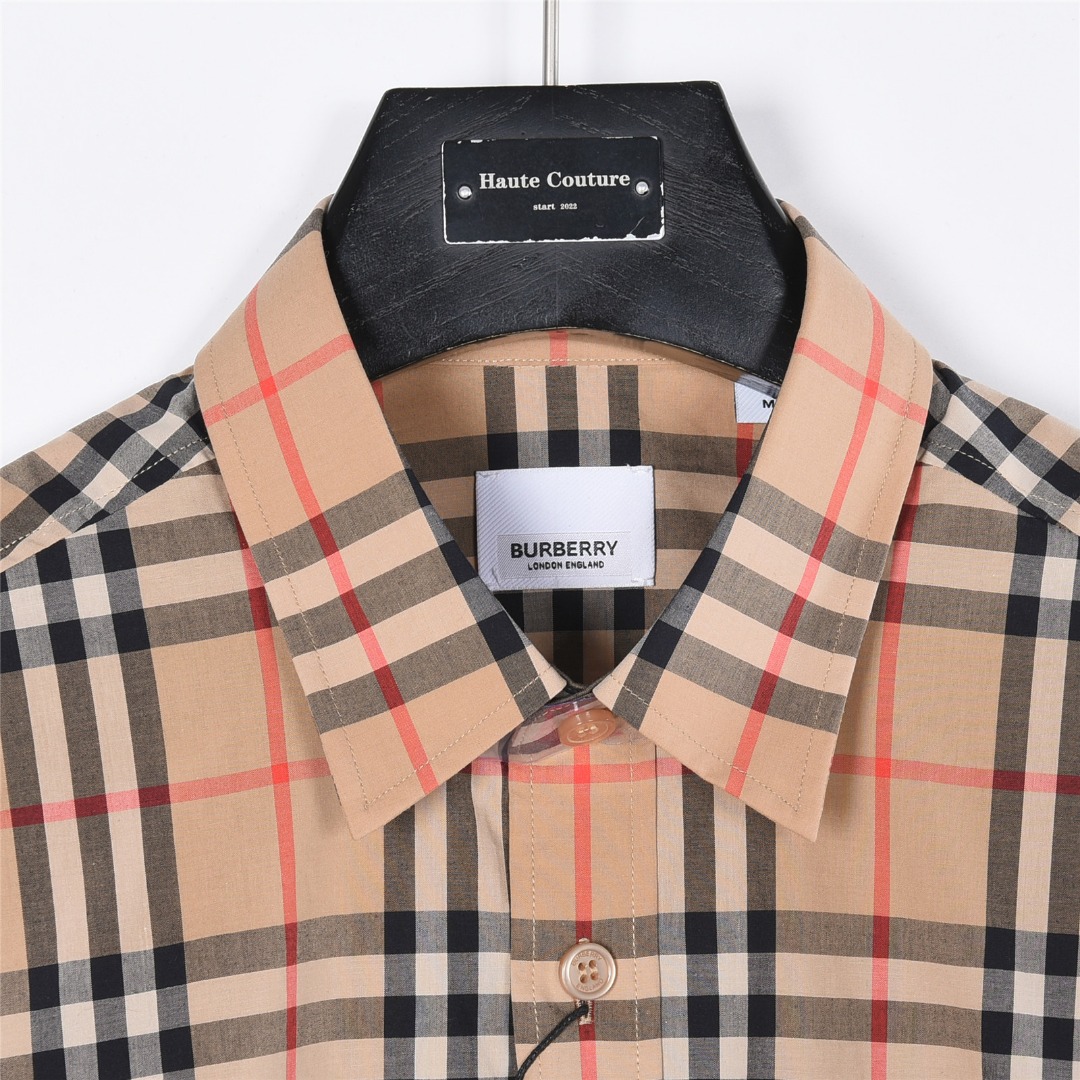 Burberry/巴宝莉 下摆字母烫画格纹棉质长袖衬衫 Burberry/巴宝莉 下摆字母烫画格纹棉质长袖衬衫
