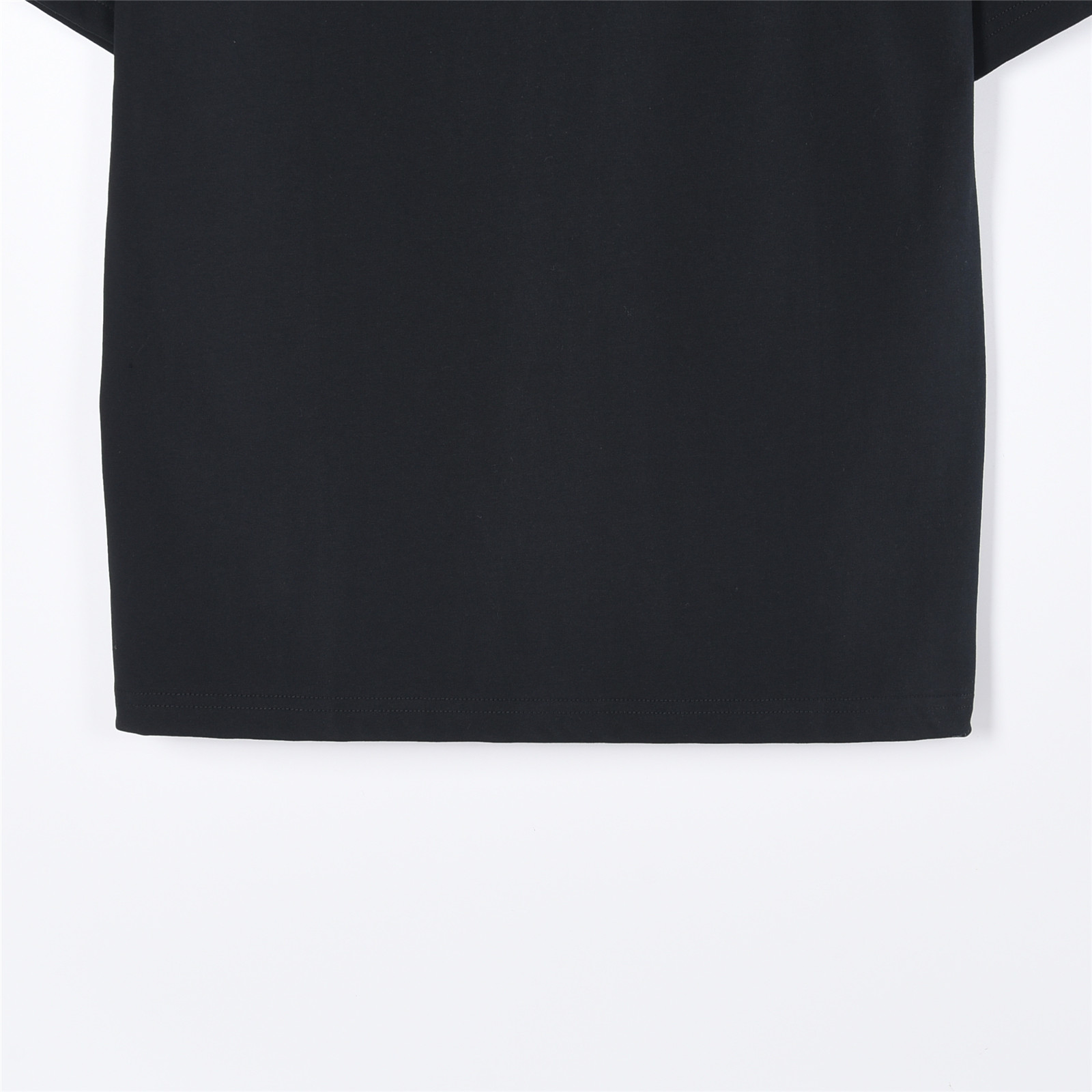 Gucci/古驰 肩袖红绿织带刺绣小标短袖T恤 白色 黑色-Chinese UA Cheap High Quatity Brand Clothes Bags handbags Sneakers wholesale wholesaler seller from China Factory suppliers Fashion Clothing Shoes best Quality Beautiful Price Gucci/古驰 肩袖红绿织带刺绣小标短袖T恤 白色 黑色