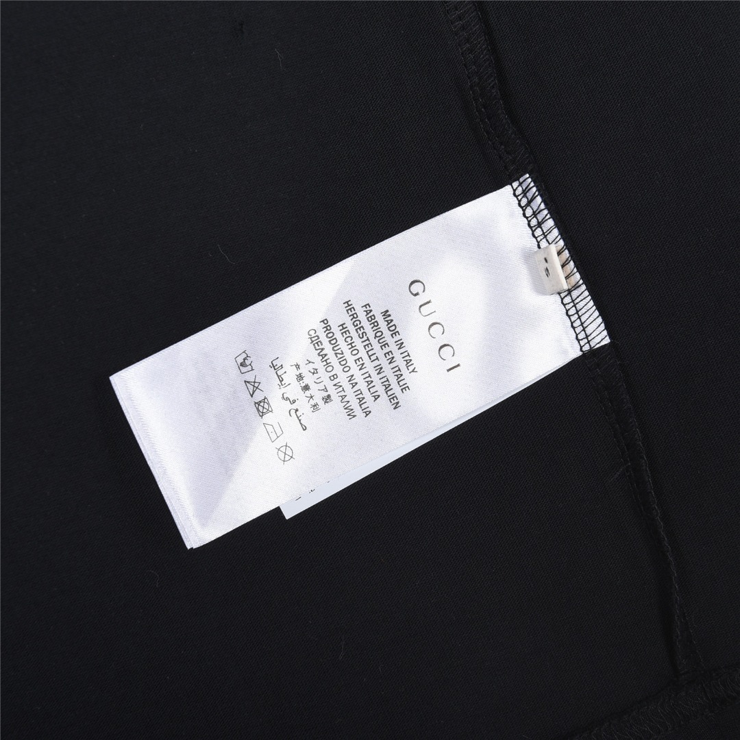 Gucci/古驰 肩袖红绿织带刺绣小标短袖T恤 白色 黑色-Chinese UA Cheap High Quatity Brand Clothes Bags handbags Sneakers wholesale wholesaler seller from China Factory suppliers Fashion Clothing Shoes best Quality Beautiful Price Gucci/古驰 肩袖红绿织带刺绣小标短袖T恤 白色 黑色