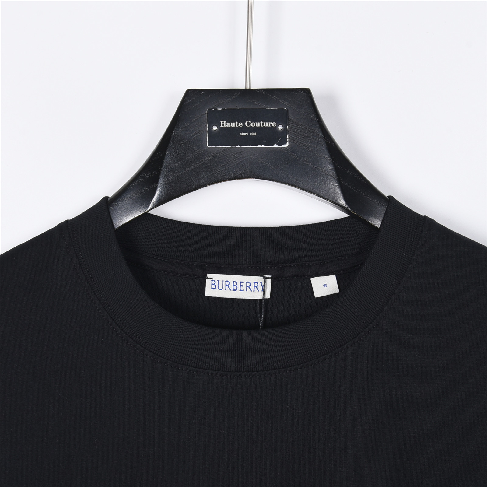 Burberry/巴宝莉 渐变格纹战马骑士徽标印花短袖T恤-Top High Quatity Cheap Sneakers Fashion Clothing Clothes Bags handbags Shoes of all Brand wholesale With The best Quality And Beautiful Price from China Factory Chinese suppliers wholesaler seller Burberry/巴宝莉 渐变格纹战马骑士徽标印花短袖T恤