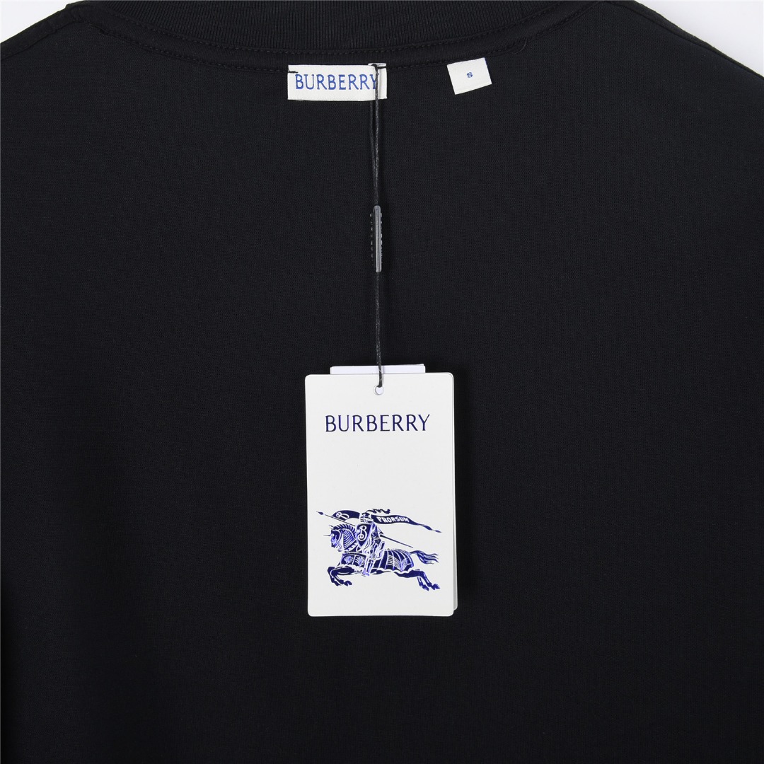 Burberry/巴宝莉 渐变格纹战马骑士徽标印花短袖T恤-Top High Quatity Cheap Sneakers Fashion Clothing Clothes Bags handbags Shoes of all Brand wholesale With The best Quality And Beautiful Price from China Factory Chinese suppliers wholesaler seller Burberry/巴宝莉 渐变格纹战马骑士徽标印花短袖T恤