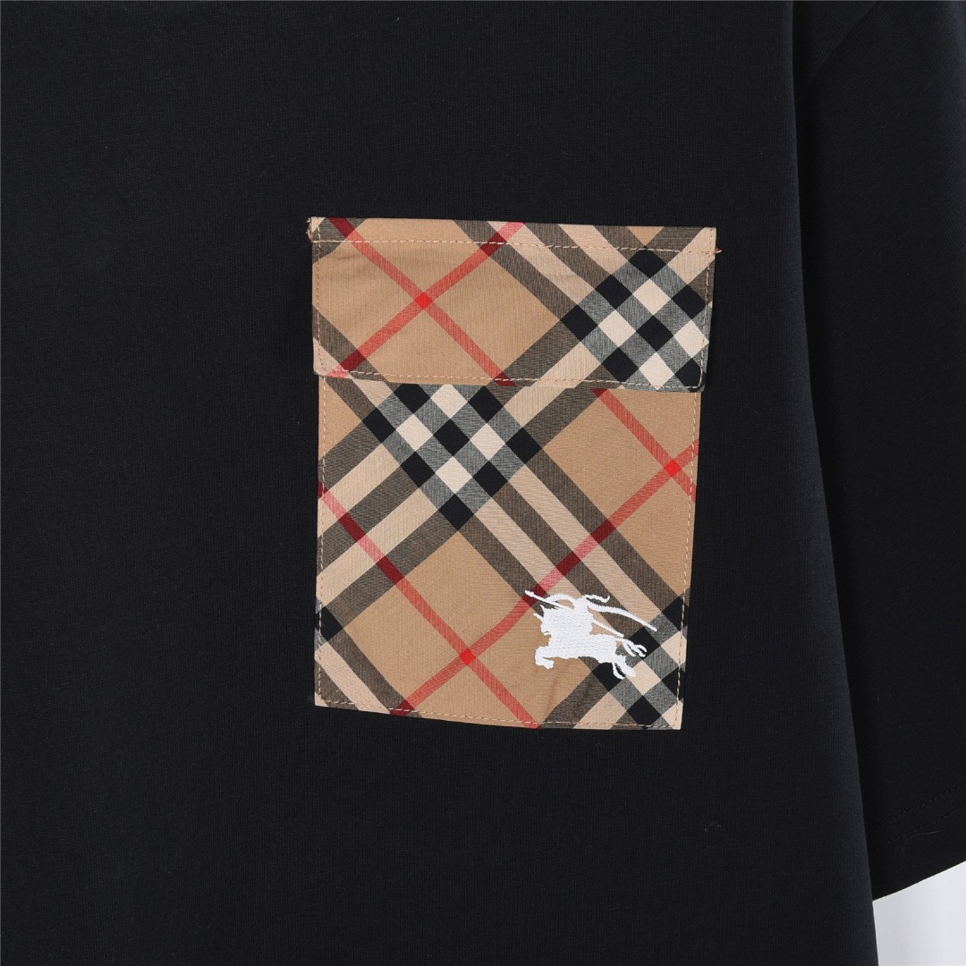 Burberry/巴宝莉 翻盖格纹口袋战马刺绣短袖T恤 白色 黑色-莆田鞋,莆田鞋货源,高仿鞋,高仿鞋货源,安福档口,莆田高仿鞋,莆田鞋批发,高仿鞋批发,莆田高仿运动鞋,高仿运动鞋,莆田运动鞋 Burberry/巴宝莉 翻盖格纹口袋战马刺绣短袖T恤 白色 黑色